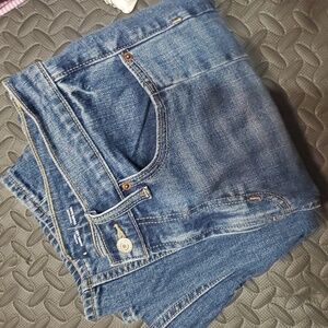 Size 6 old navy barrel leg